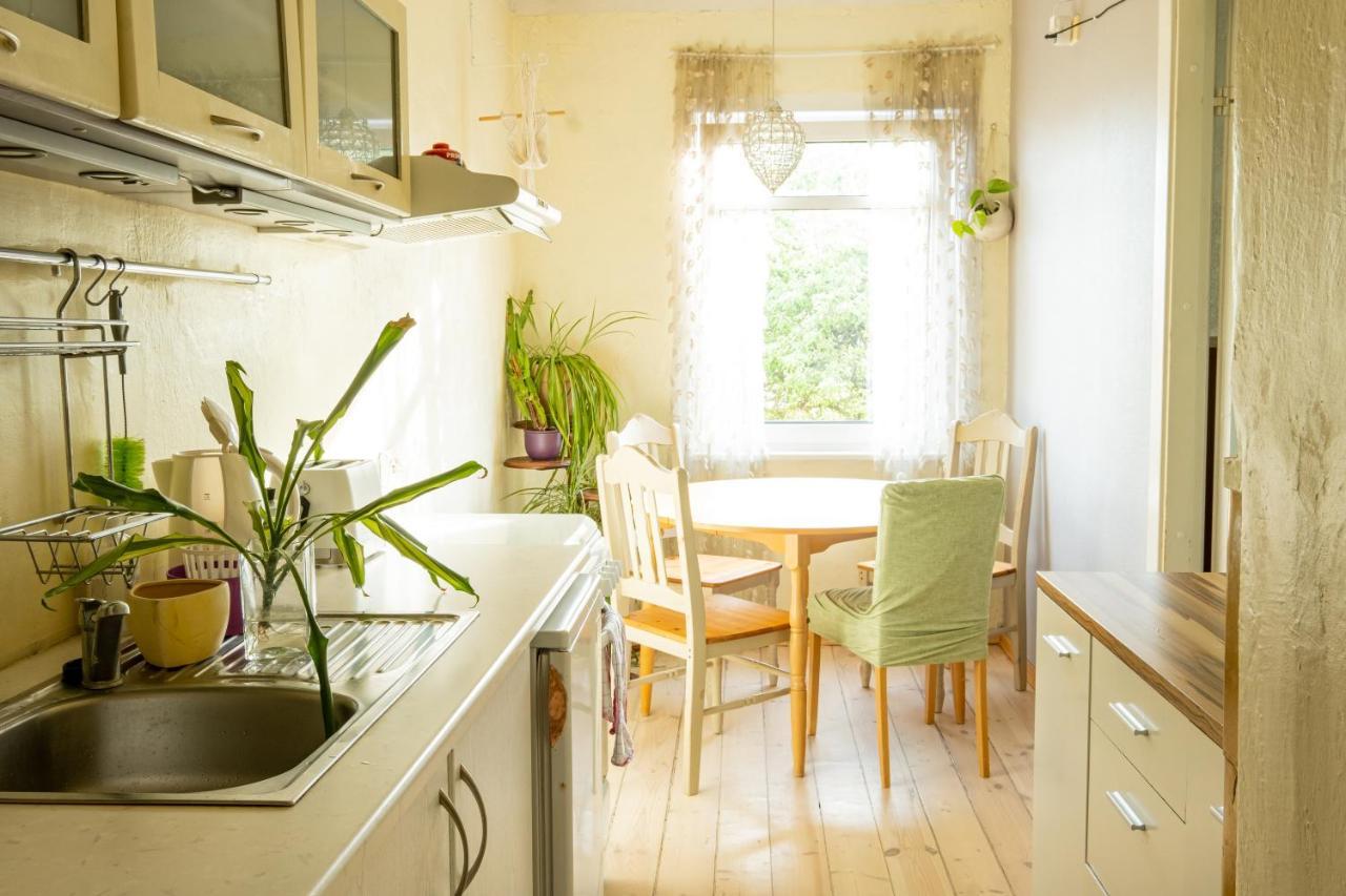 טאלין Artists Apartment Near Telliskivi Creative Centre מראה חיצוני תמונה