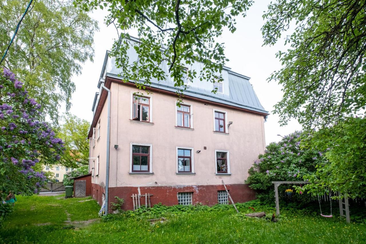 טאלין Artists Apartment Near Telliskivi Creative Centre מראה חיצוני תמונה