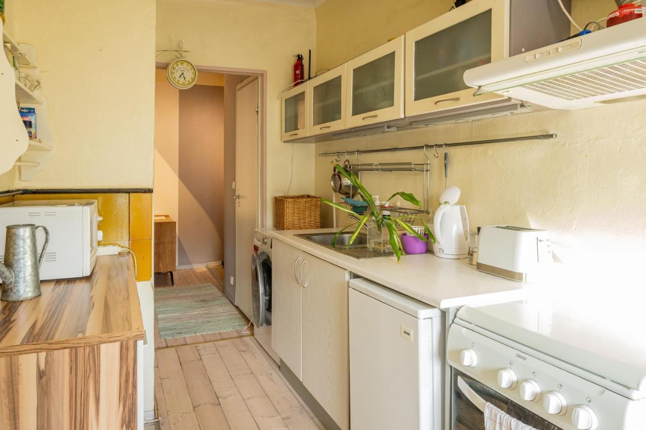 טאלין Artists Apartment Near Telliskivi Creative Centre מראה חיצוני תמונה